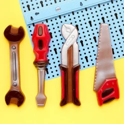 Milk Chocolate Tool Kit Gift Set - 150G<Party Delights Clearance