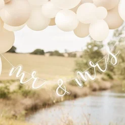 Mr & Mrs Acrylic Bunting<Party Delights Sale