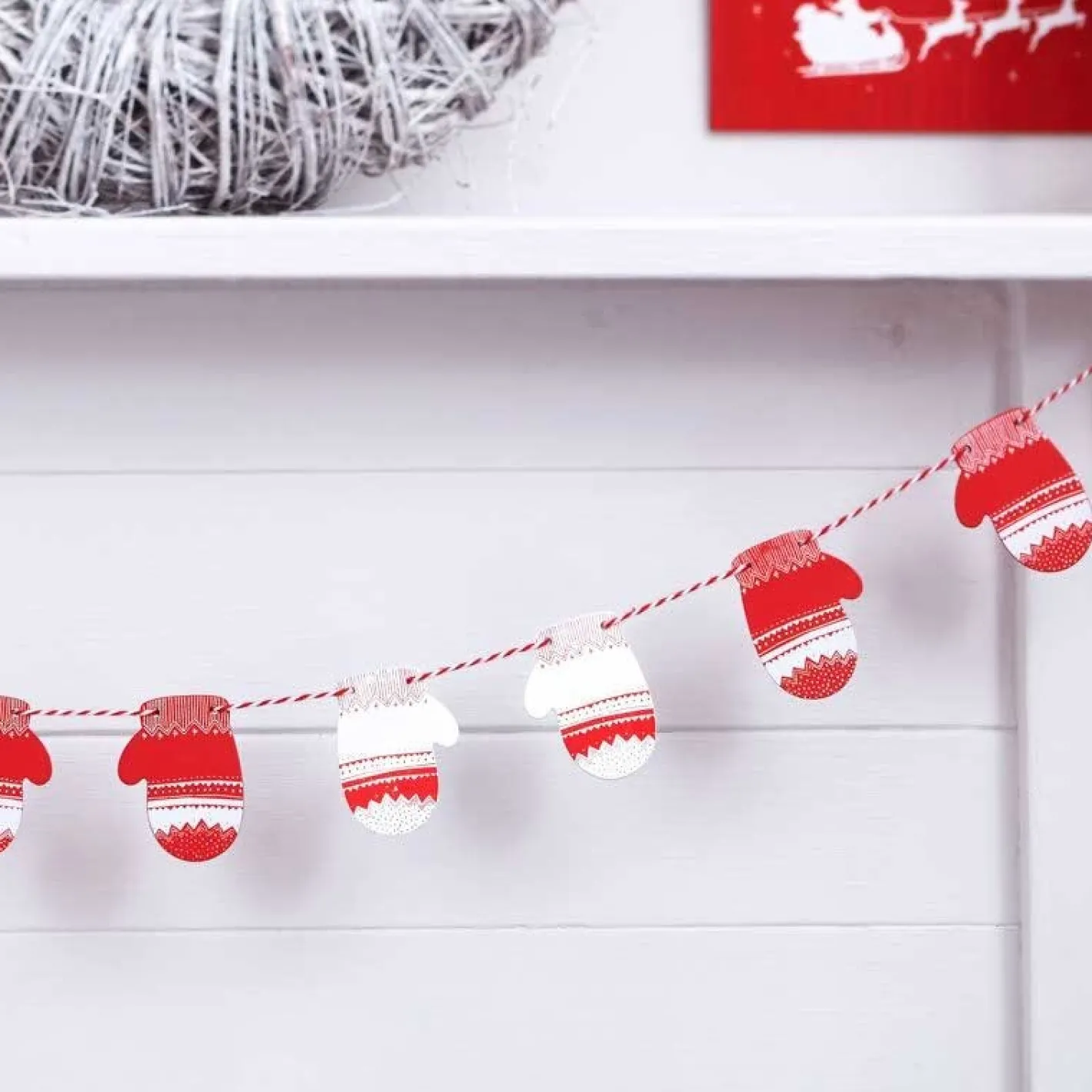 Party Delights Hanging Decorations<Red & White Festive Mitten Wooden Bunting - 1.5M